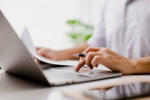 Création de votre entreprise en Suisse : de l&rsquo;immatriculation à l&rsquo;adresse officielle